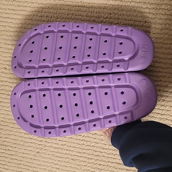 Old Navy Purple Slides - Picture 2 of 4